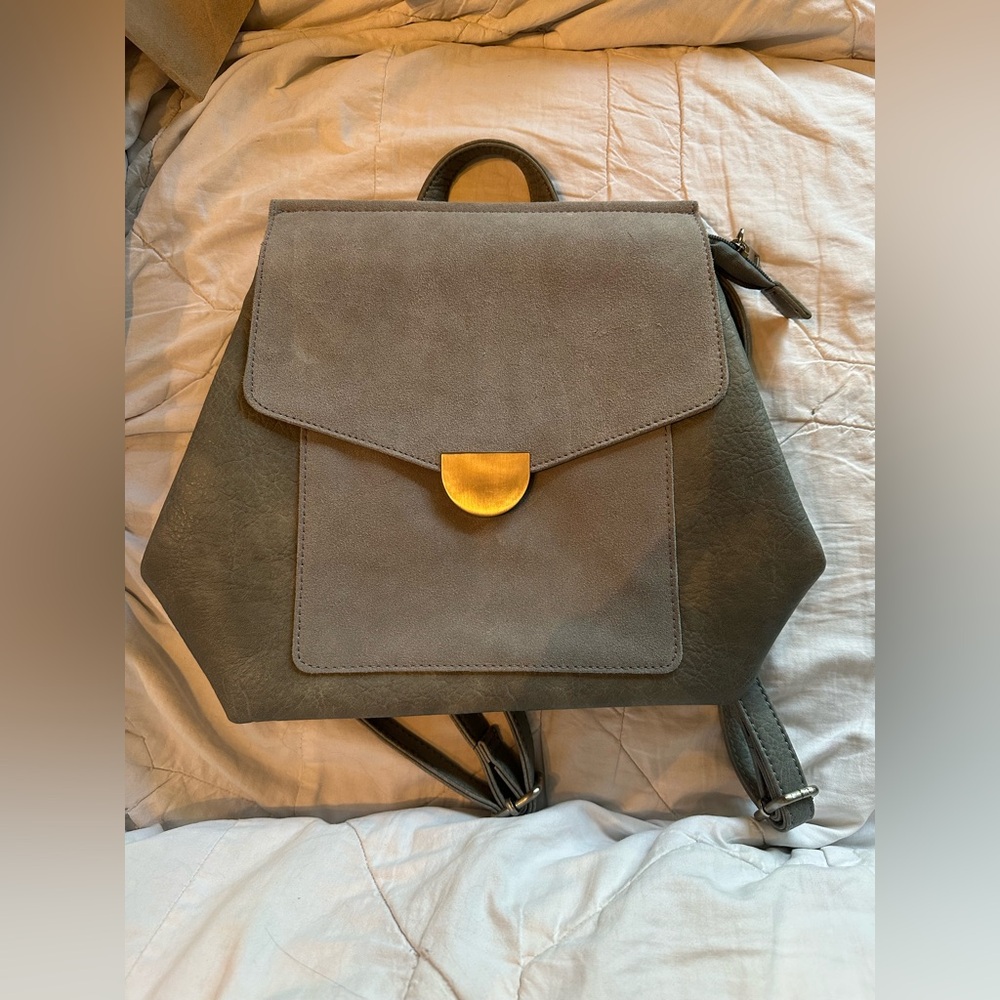 Heather Suede Convertible Backpack ✨ - Picture 5 of 7